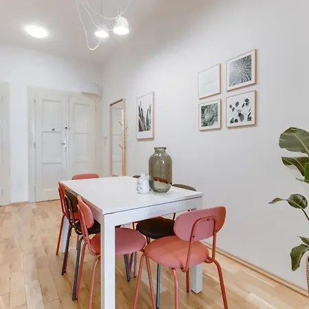 Modern Quiet Next To Wenceslas Square - Vs 公寓 布拉格