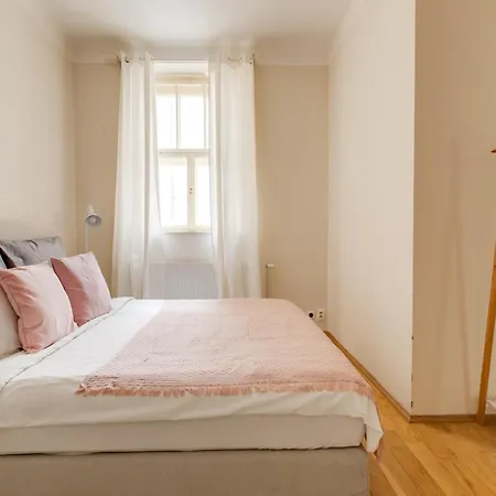 公寓 Modern Quiet Next To Wenceslas Square - Vs 布拉格