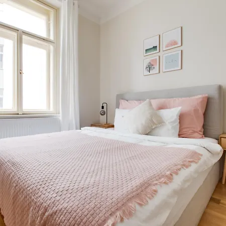 Modern Quiet Next To Wenceslas Square - Vs 公寓 布拉格