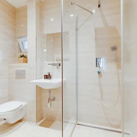 Modern Quiet Next To Wenceslas Square - Vs *