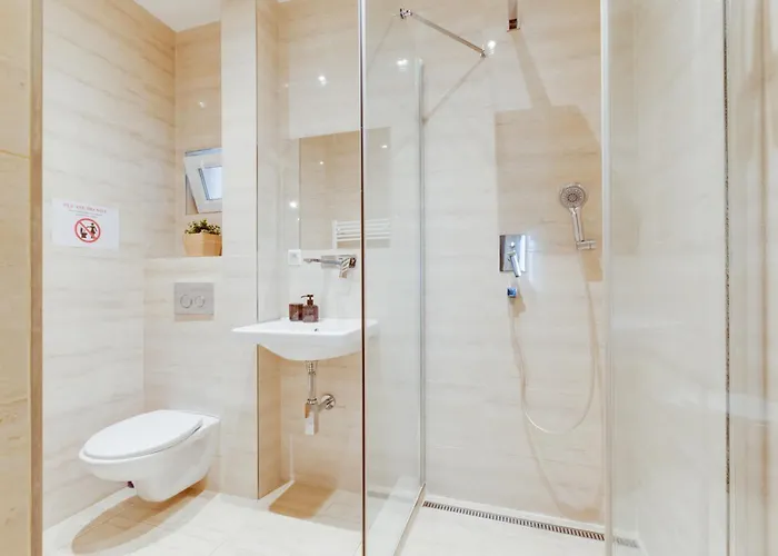 Modern Quiet Next To Wenceslas Square - Vs *