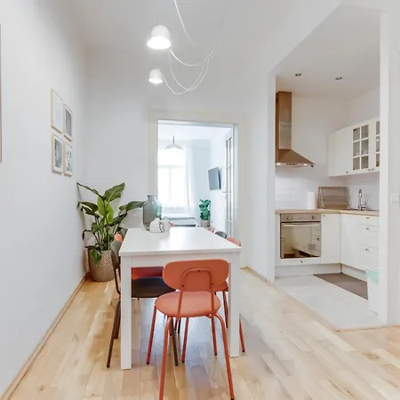 Modern Quiet Next To Wenceslas Square - Vs Apartment
